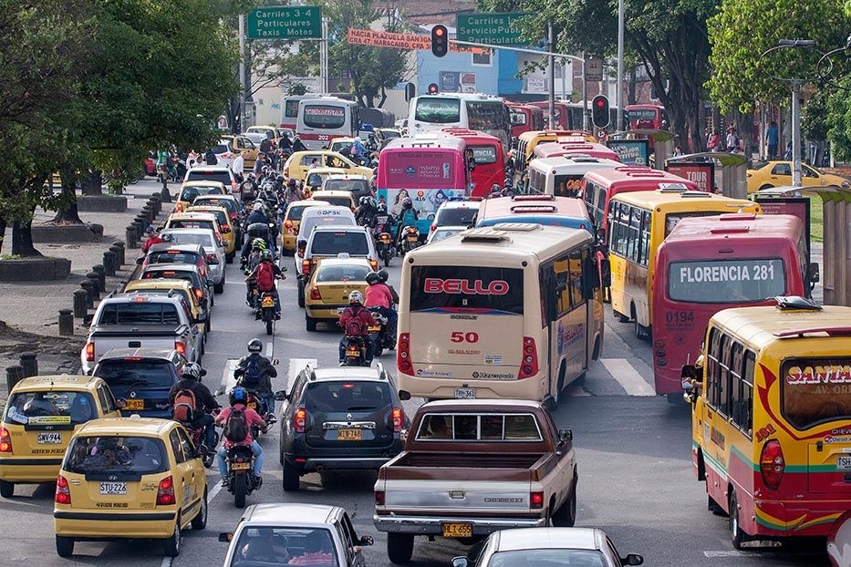 Freno a la reorganización de buses