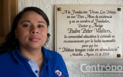 Claudia Milena Amariles es docente en la Fundación Vivan los Niños. Cuando era pequeña fue vendedora en las calles del Centro de Medellín.