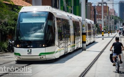 No se arriesgue: parquear en el corredor del tranvía puede salirle caro