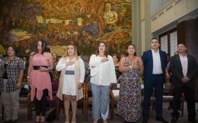 Alcalde posesionó a los siete ediles de la comuna 10