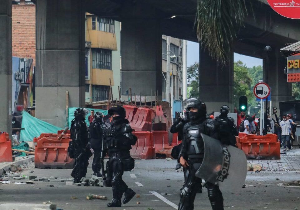 Así quedó el centro de Medellín luego de los actos vandálicos del Paro Nacional
