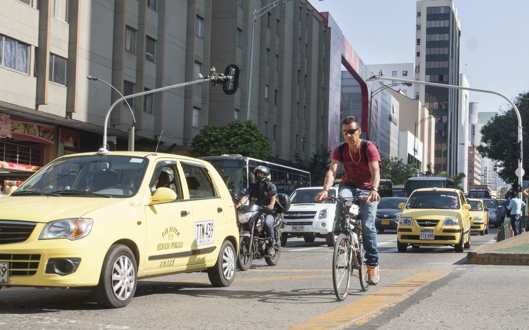 Pico y placa en Medellín lunes 24 de enero