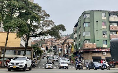 Pico y placa en Medellín viernes 6 de mayo