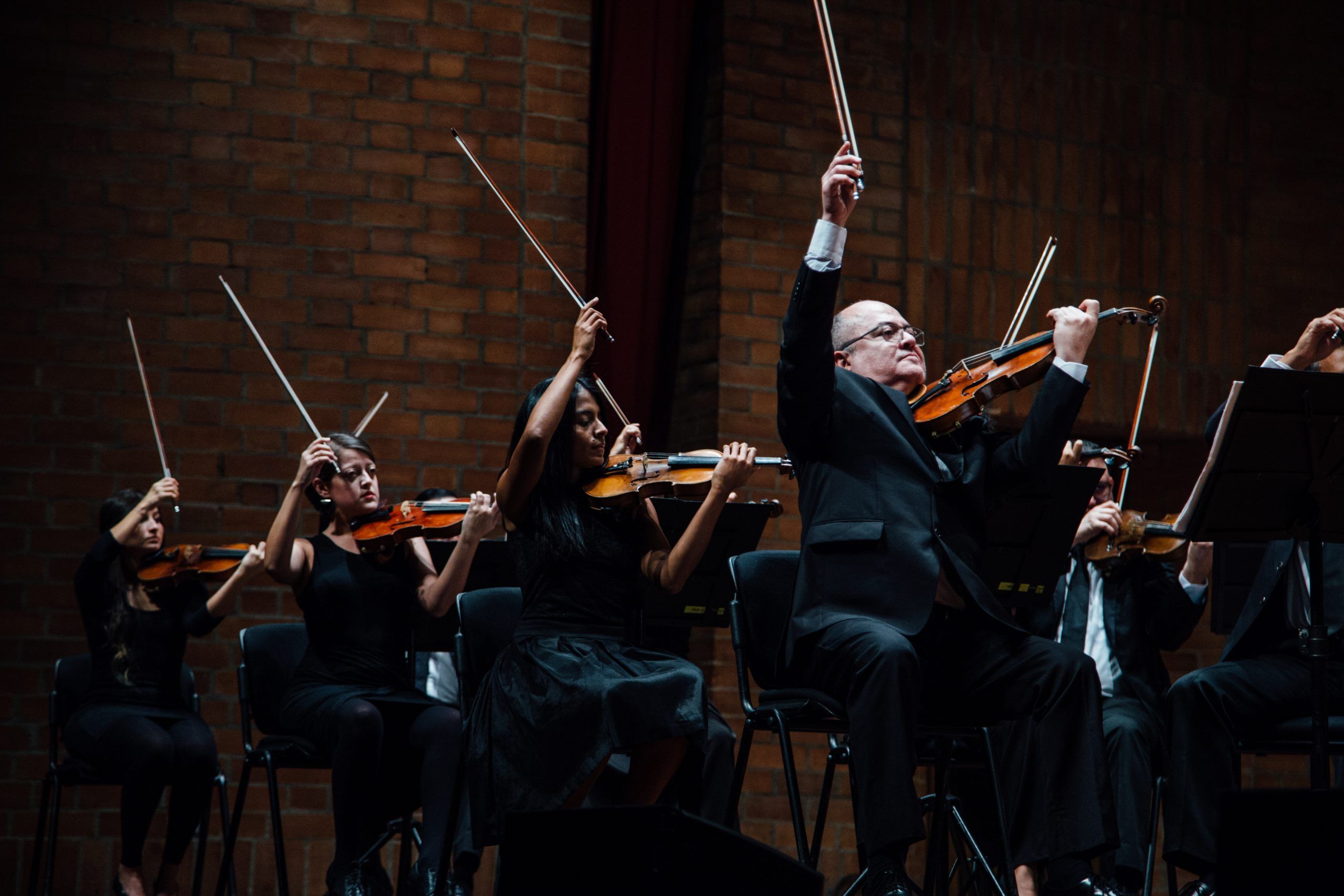 la orquesta filarmónica de medellín