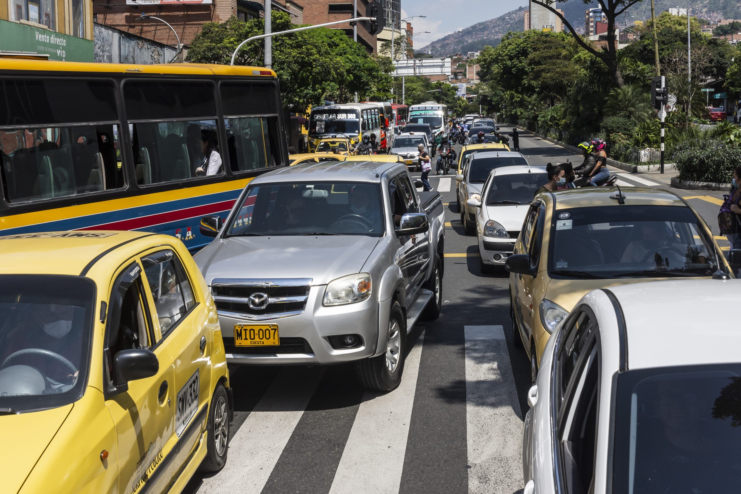 avenida oriental llena de problemas