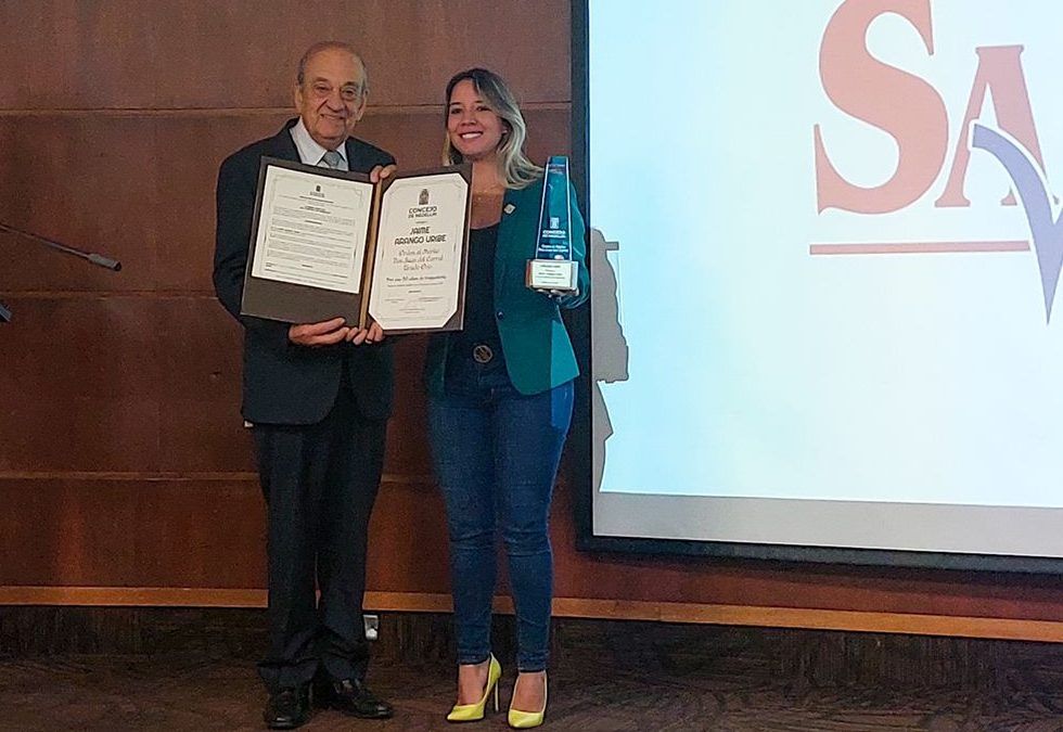 Merecido reconocimiento a Jaime Arango por 50 años de ejercicio comercial y gremial