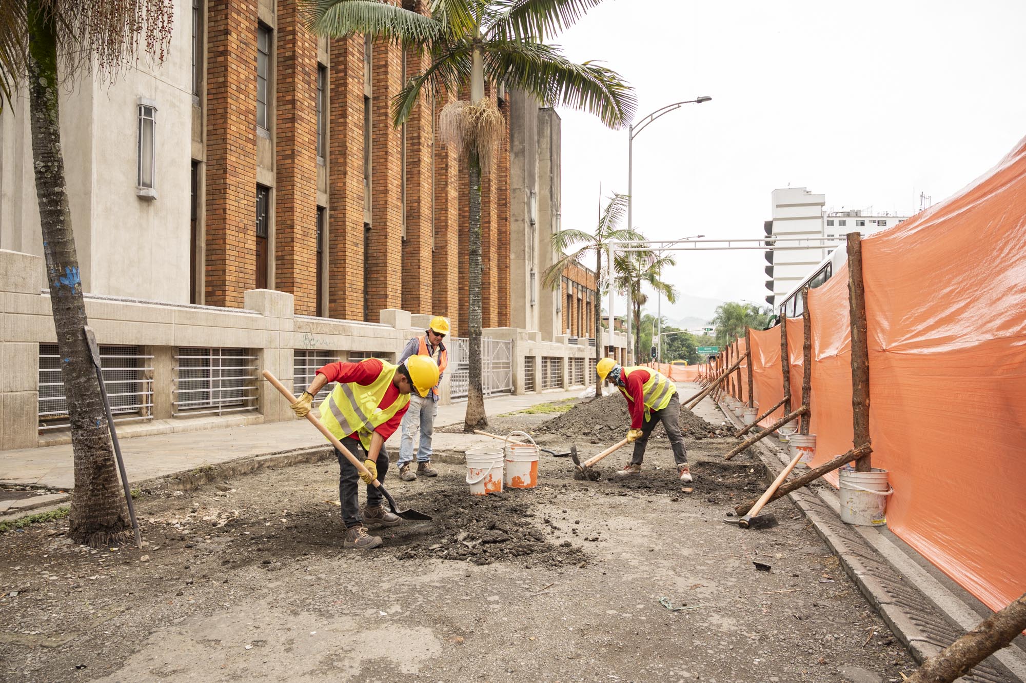 obras en avenida de greiff