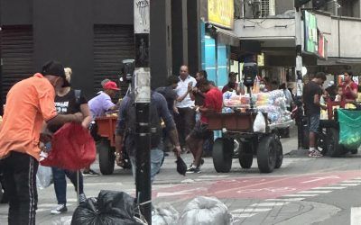 El centro lleno de carretas, ruido e inseguridad