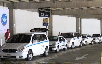 Aumenta la tarifa de los taxis al aeropuerto José María Córdova 