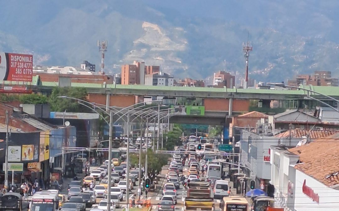 Pico y Placa en Medellín martes 11 de marzode 2025