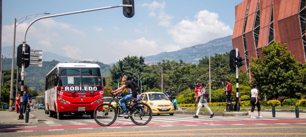 Pico y placa  en Medellín martes 21 de mayo de 2024