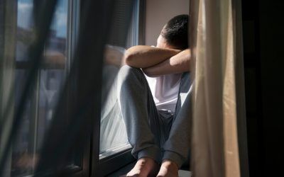 Cómo superar la tristeza y la depresión: tema de charla en salud 
