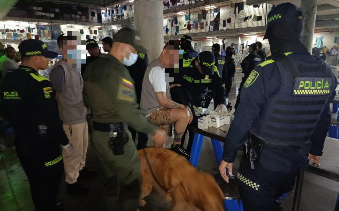 Golpe a la extorsión: desmantelan red que delinquía desde la cárcel El Pedregal