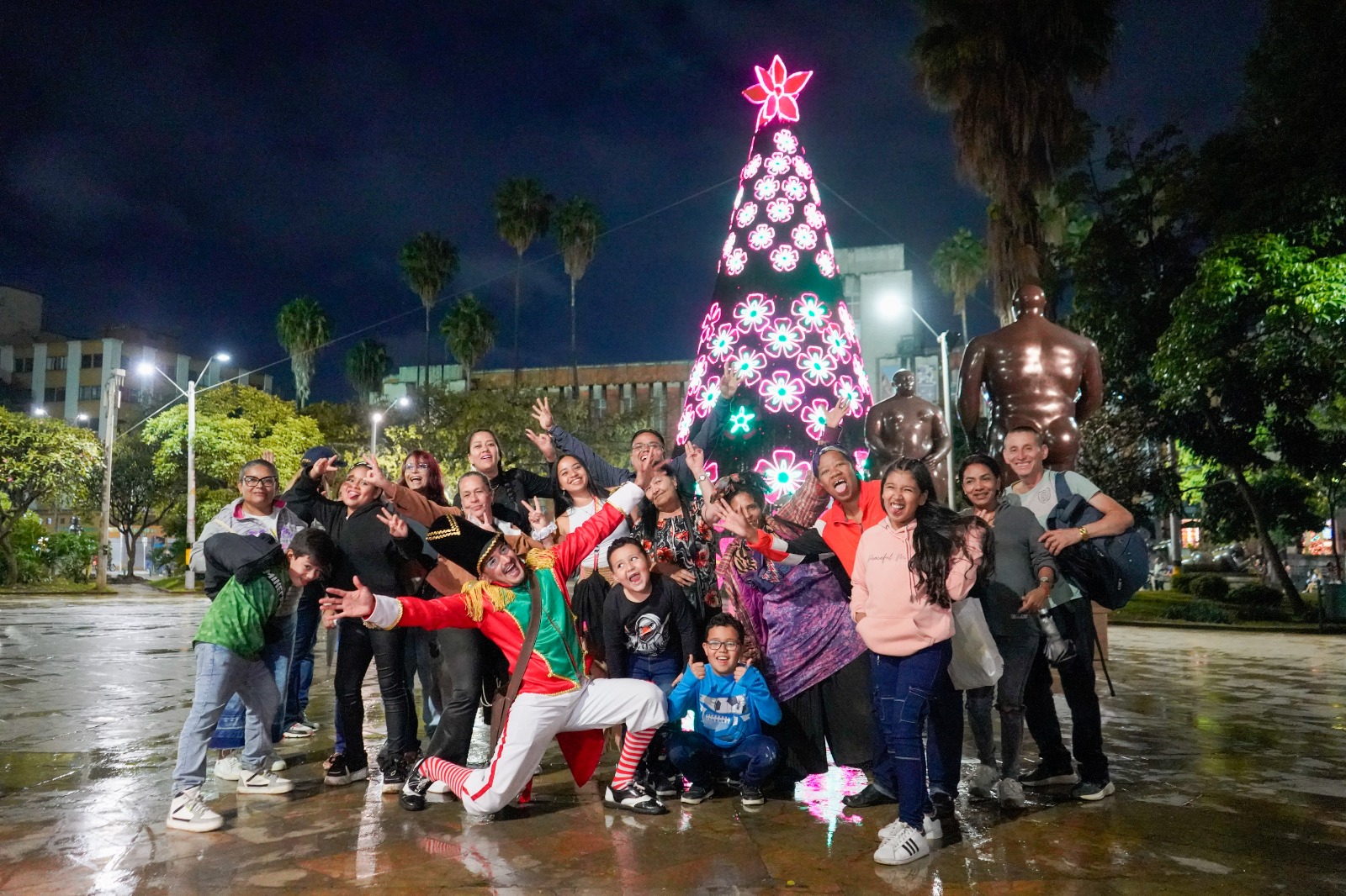 Recorro nocturno gerencia centro Recorrido Nocturno Centro de Medellin