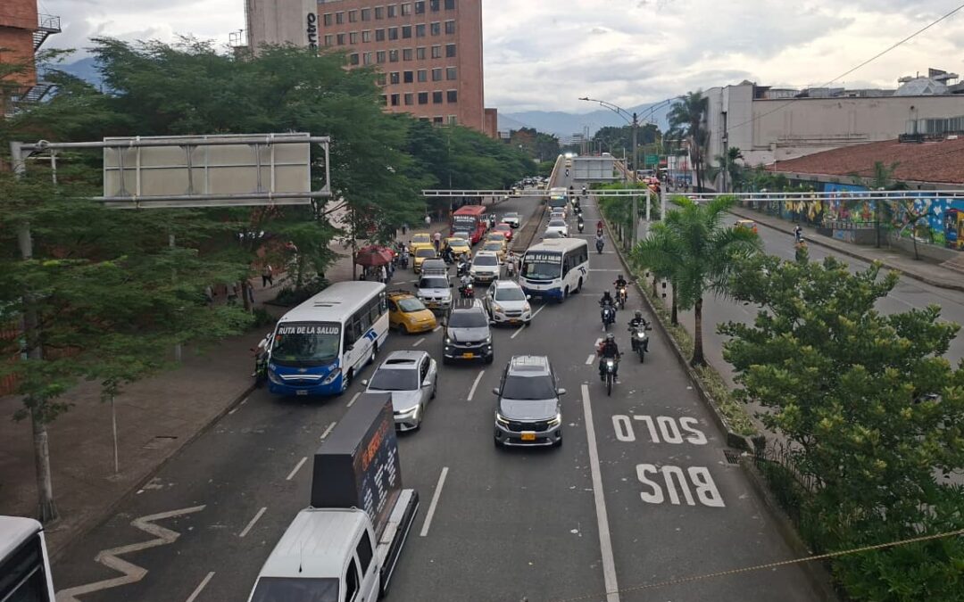 Pico y Placa en Medellín jueves 22 de enero de 2026