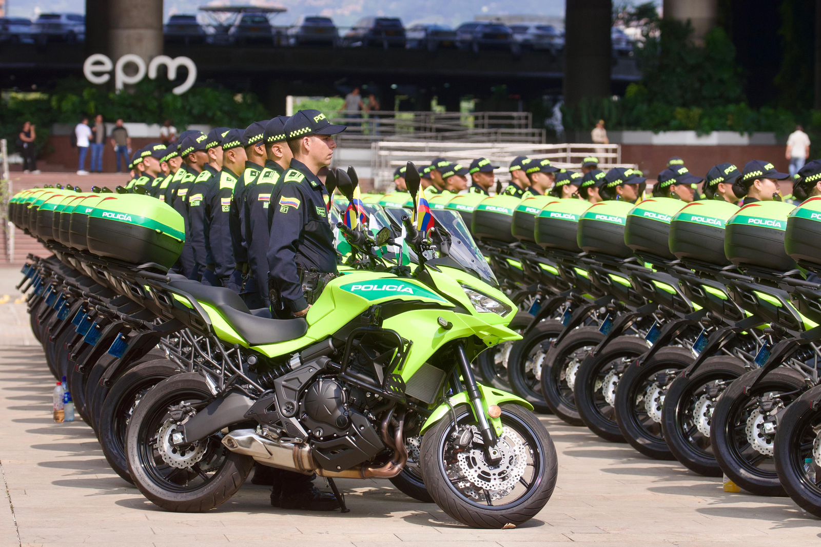 Nuevas motocicletas policia metropolitana Nuevas motocicletas policia metropolitana