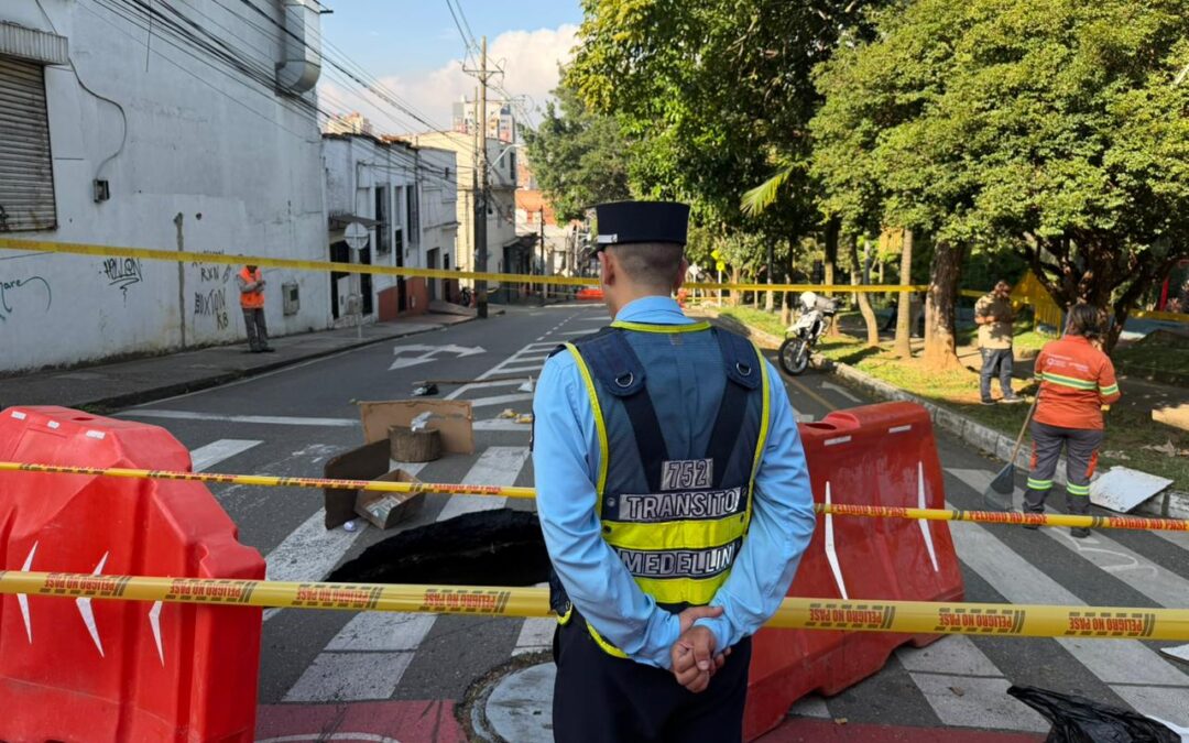 Cierre de calzada en barrio Los Ángeles obliga a desvíos en centro oriente de Medellín