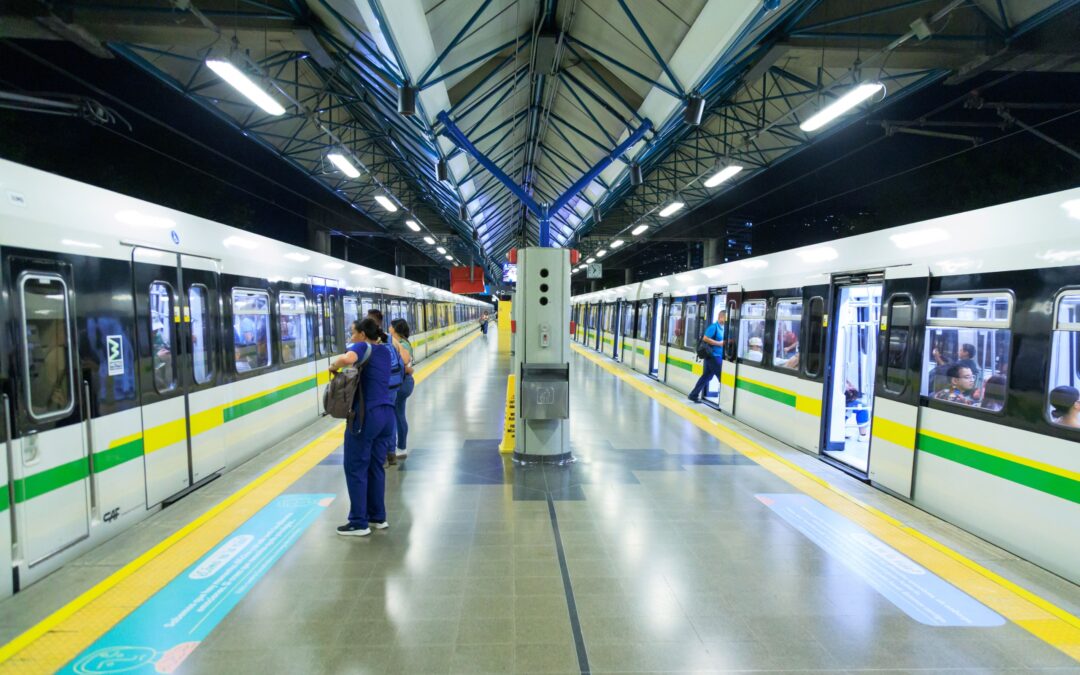 Metro de Medellín tendrá horarios especiales este fin de semana por EDC y Festival Altavoz